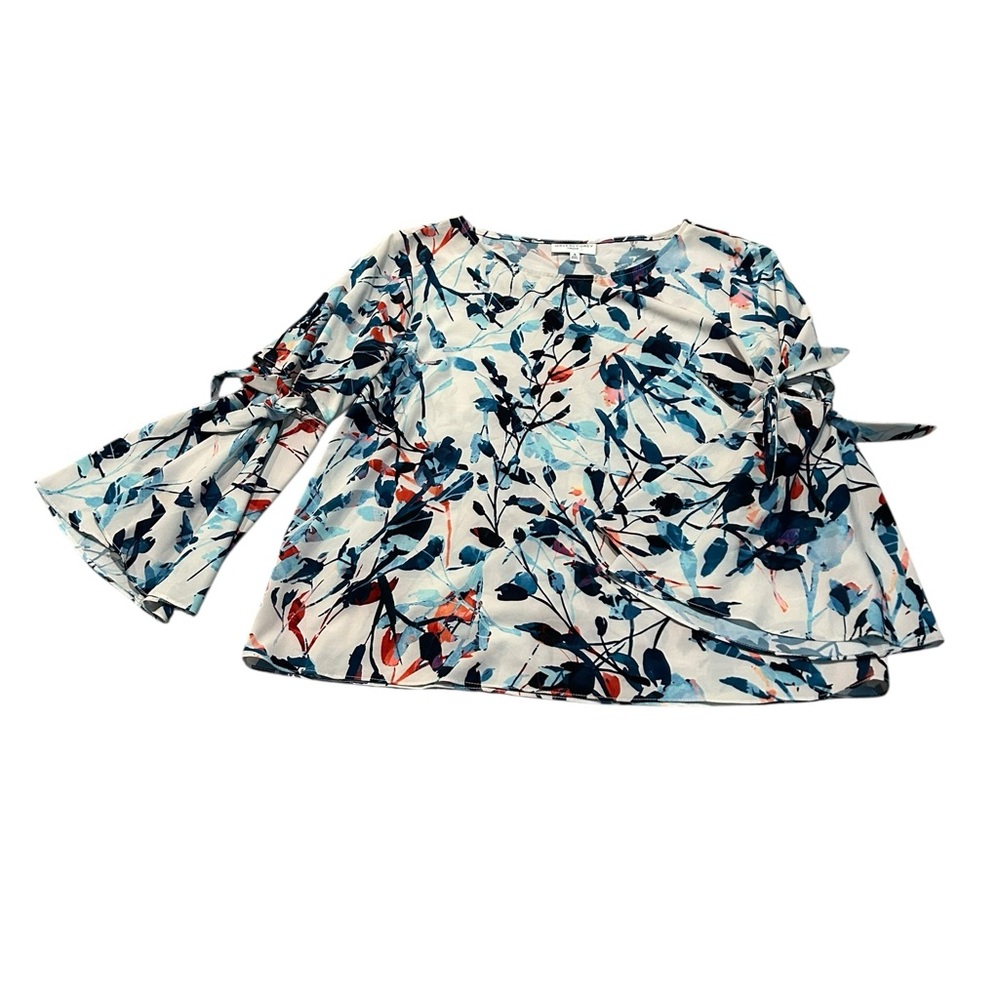 3/$15 WAVERLY GREY floral blouse